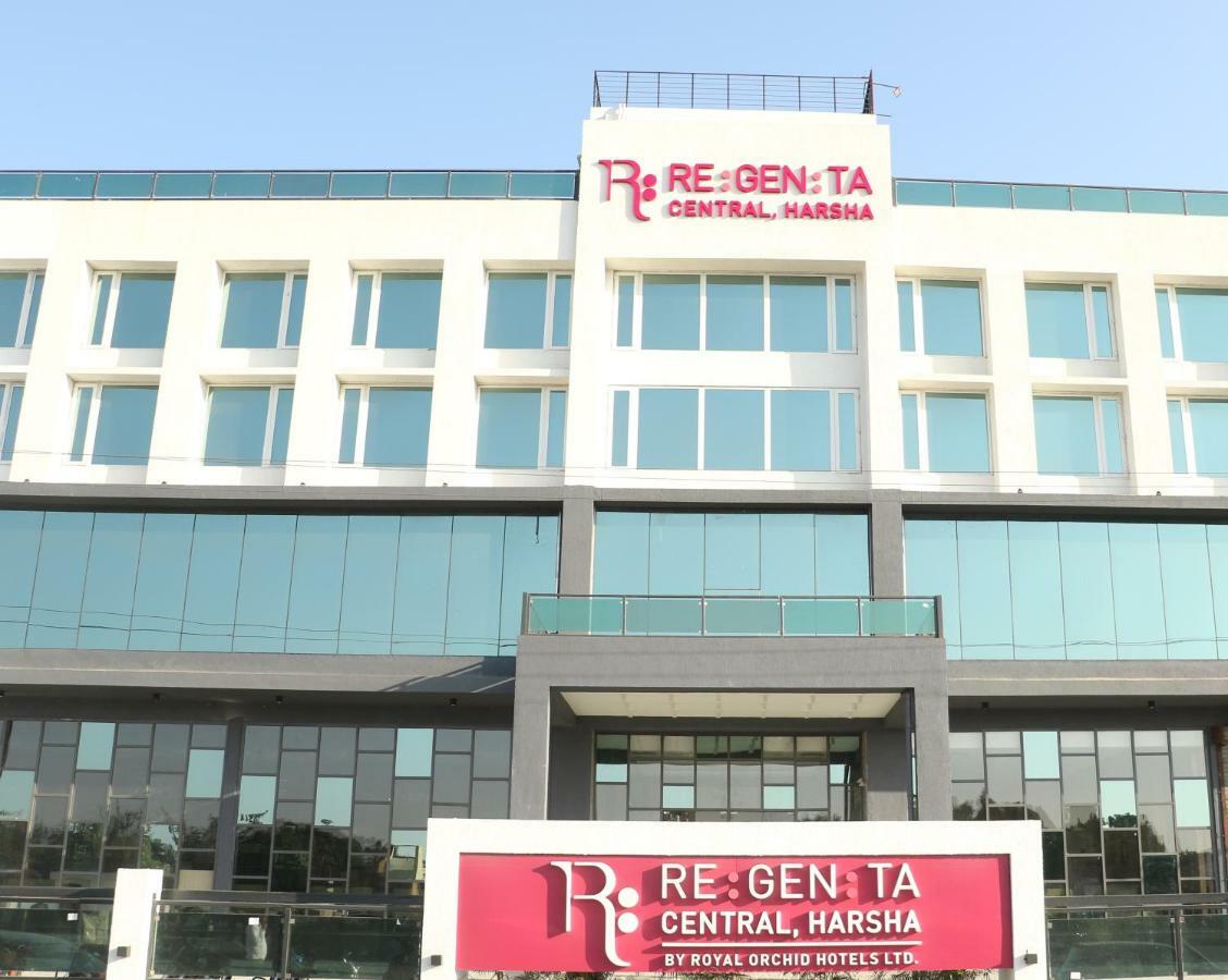 Regenta Central Harsha Vapi Pārdi Extérieur photo